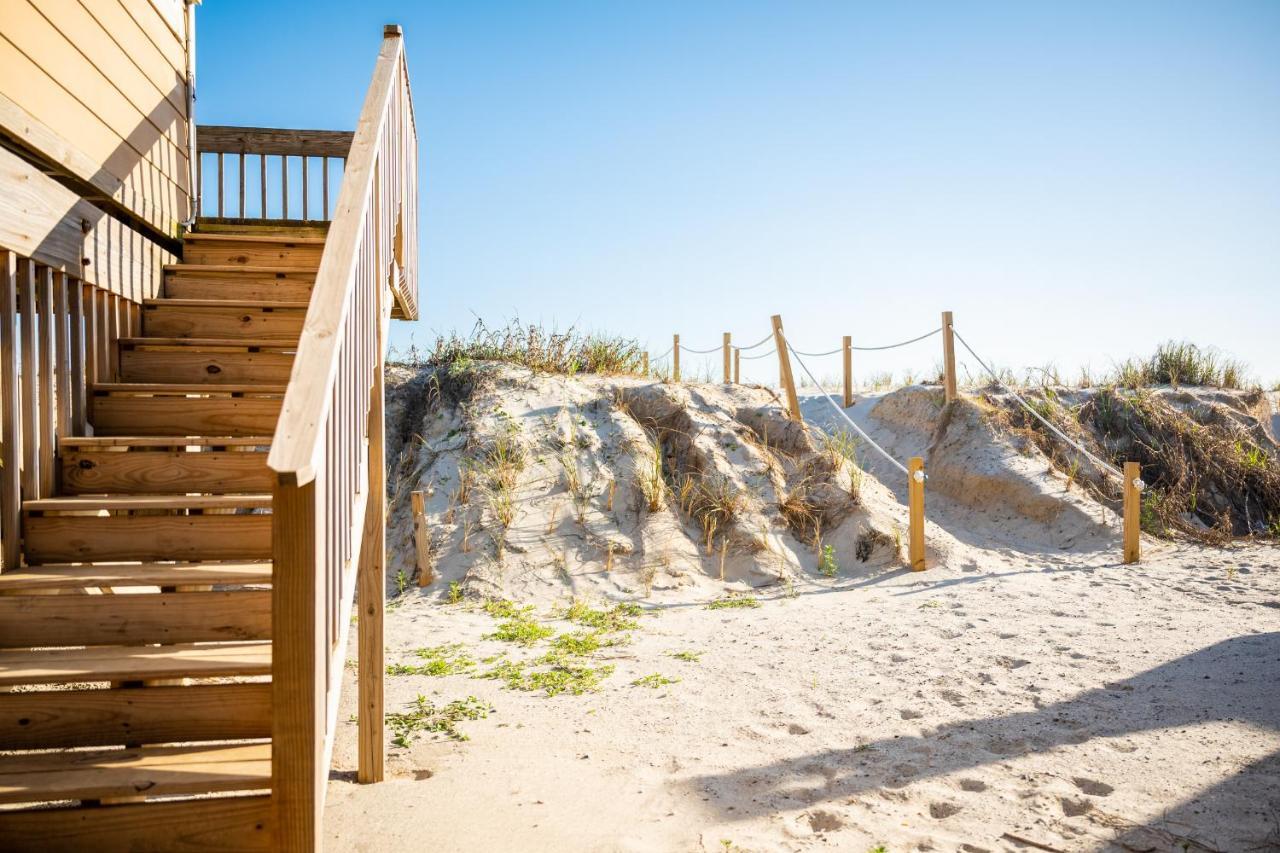 The Beach Fact Oar By Oak Island Accommodations Dış mekan fotoğraf