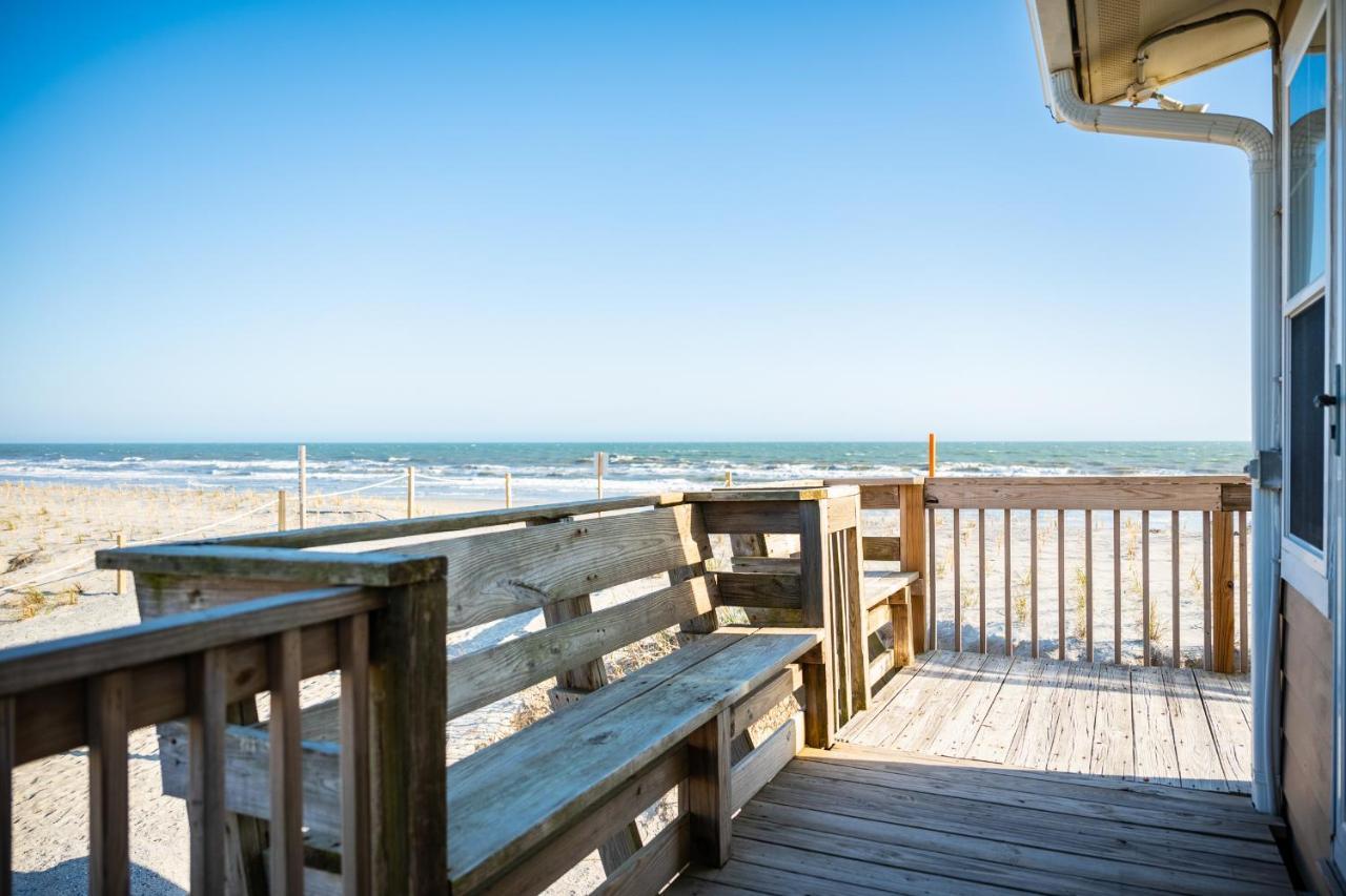 The Beach Fact Oar By Oak Island Accommodations Dış mekan fotoğraf